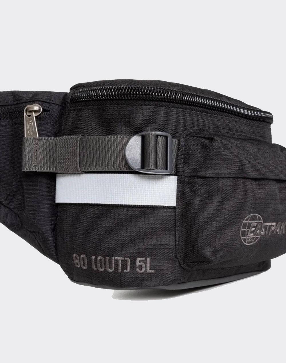 EASTPAK OUT BUMBAG (Размери: 21 x 15.5 x 13 см)