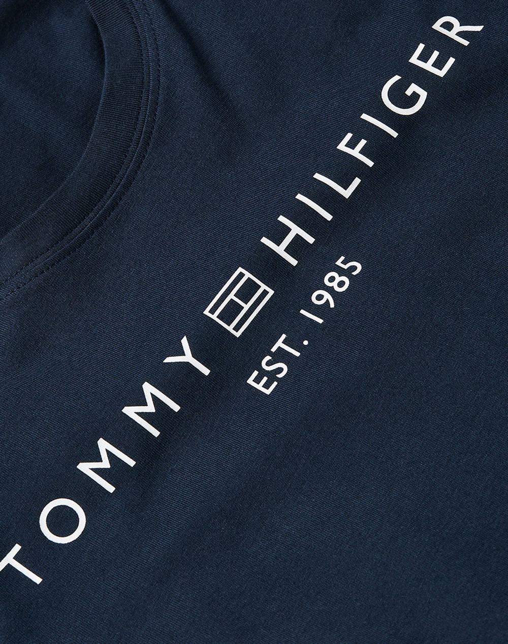 TOMMY HILFIGER REG CORP LOGO C-NK LS