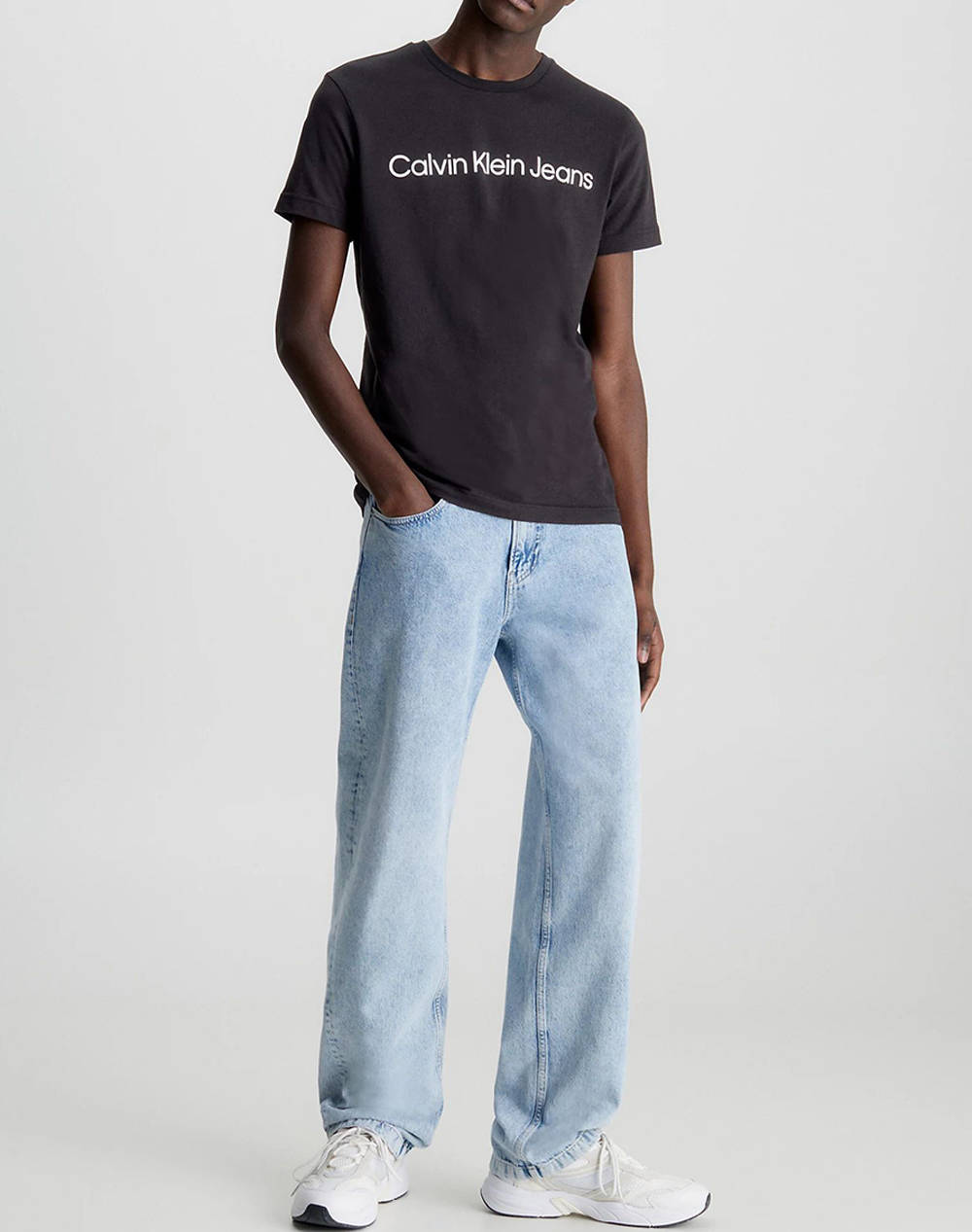 CALVIN KLEIN CORE INSTITUTIONAL LOGO SLIM TEE