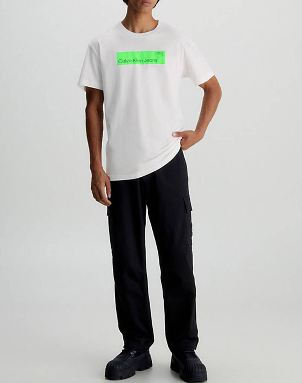 CALVIN KLEIN HYPER REAL BOX LOGO TEE