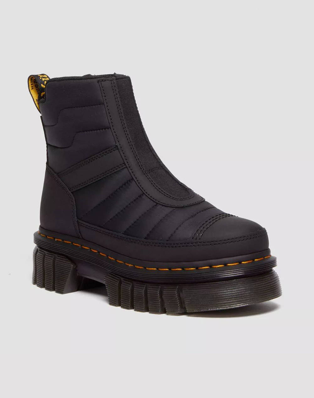 DR.MARTENS 30915001 Audrick Chelsea QLTD Rubberised Leather & Warm Quilted НИСКИ БОТИ DR MARTENS