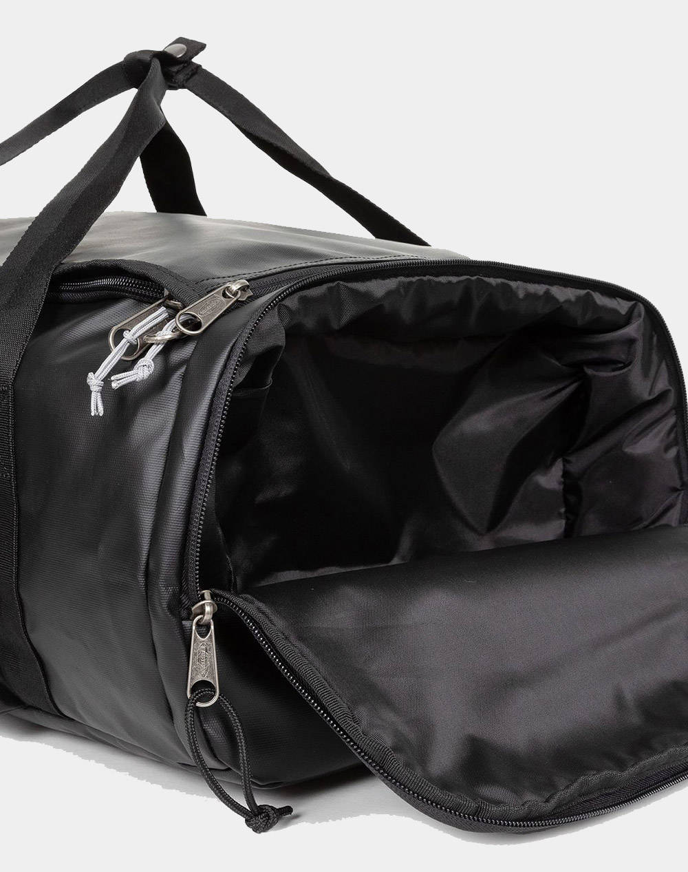 EASTPAK TARP DUFFLR S (Размери: 23 x 53 x 35см)