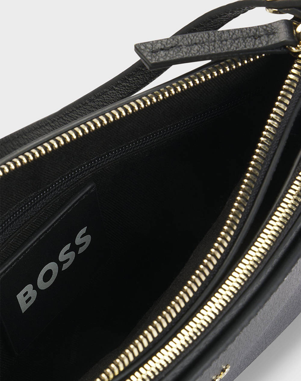 BOSS Alyce Minibag 10260880 01 (Размери: 23 x 14 x 4 см.)