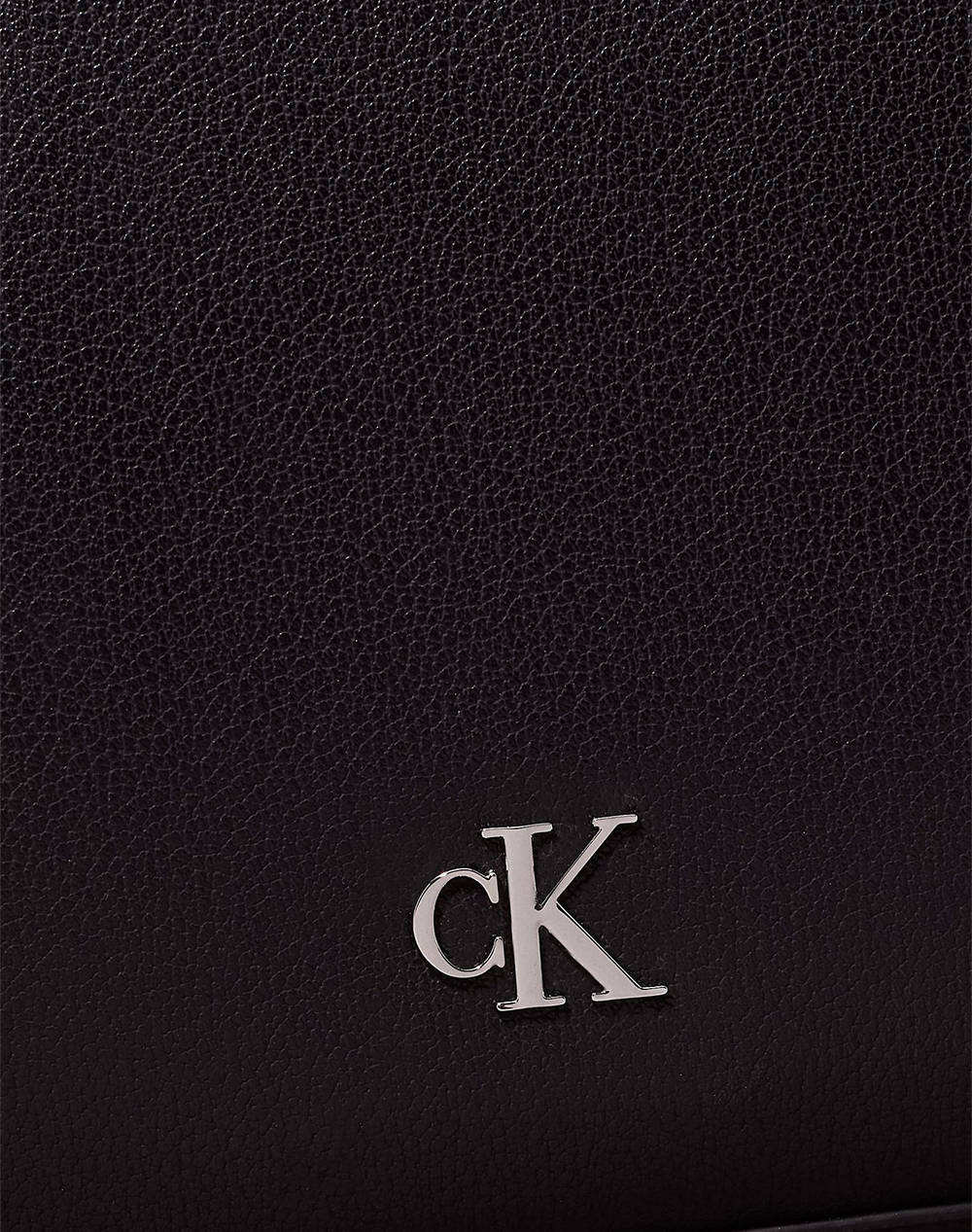 CALVIN KLEIN MINIMAL MONOGRAM SLIM TOTE34 (Размери: 42 x 33 x 8 см.)