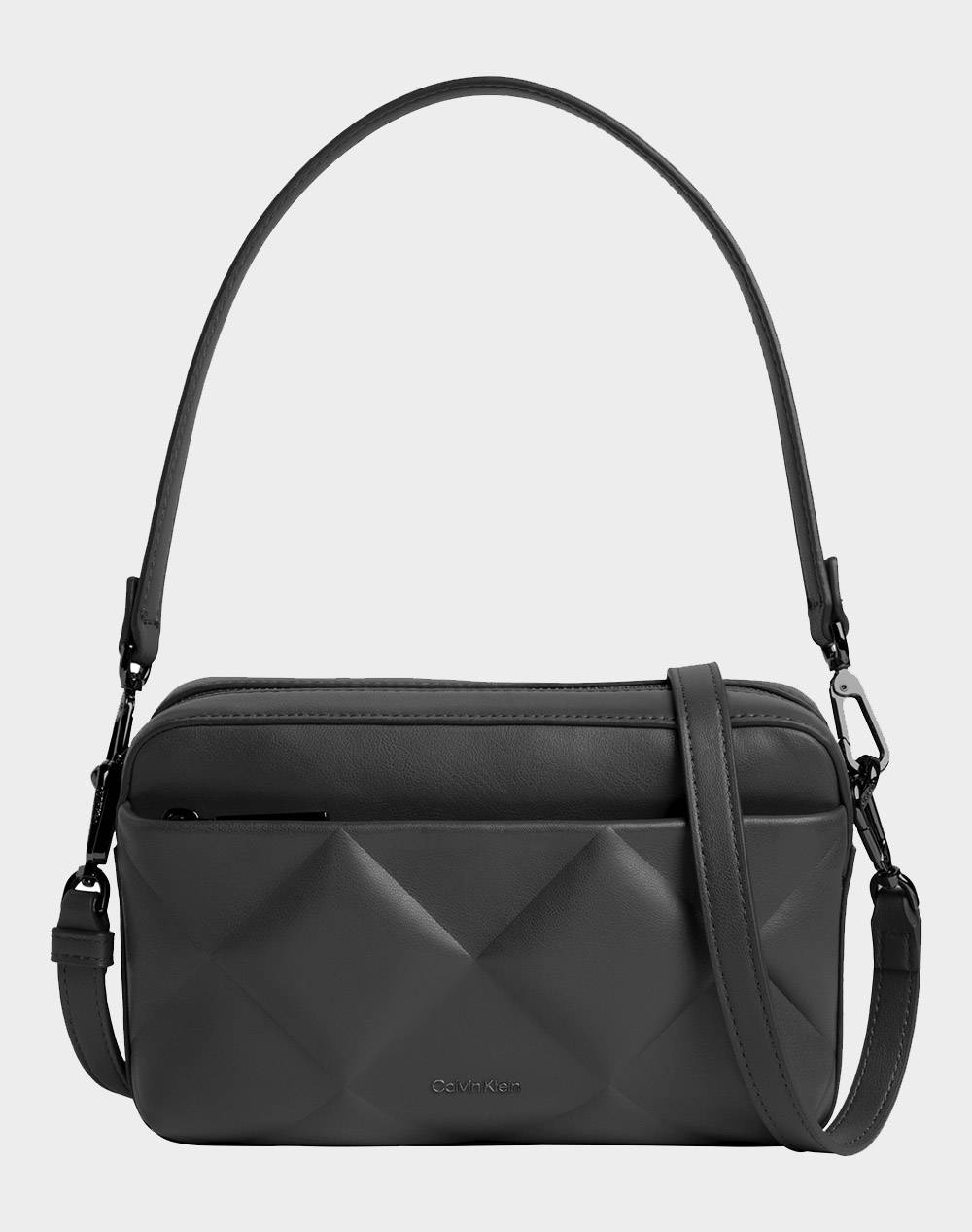 CALVIN KLEIN DIAMOND QUILT CAMERA BAG W/PKT (Размери: 23 x 15 x 7.5 см)