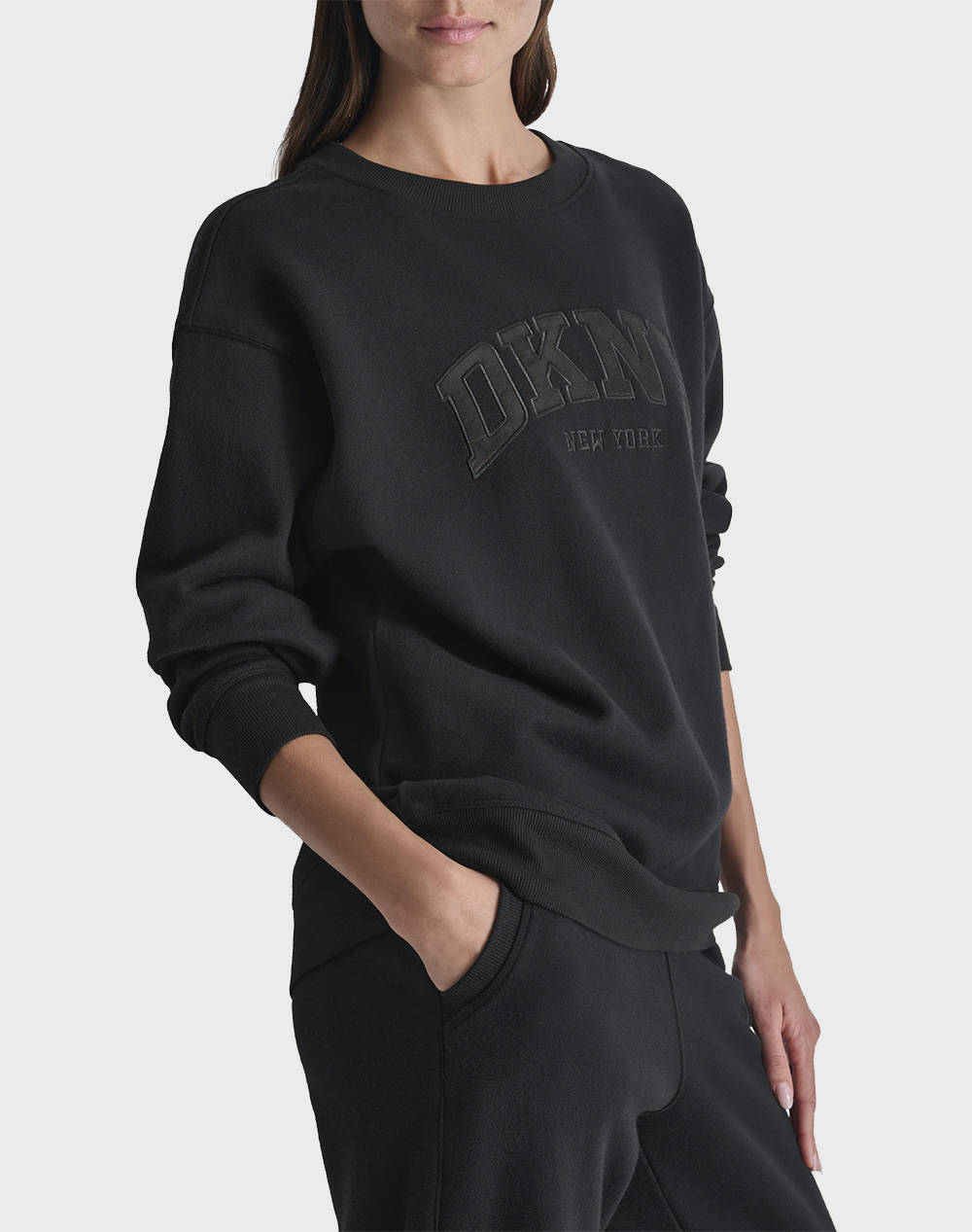 DKNY DP4T9809 LOGO ПУЛОВЕР С ДЪЛЪГ РЪКАВ DKNY