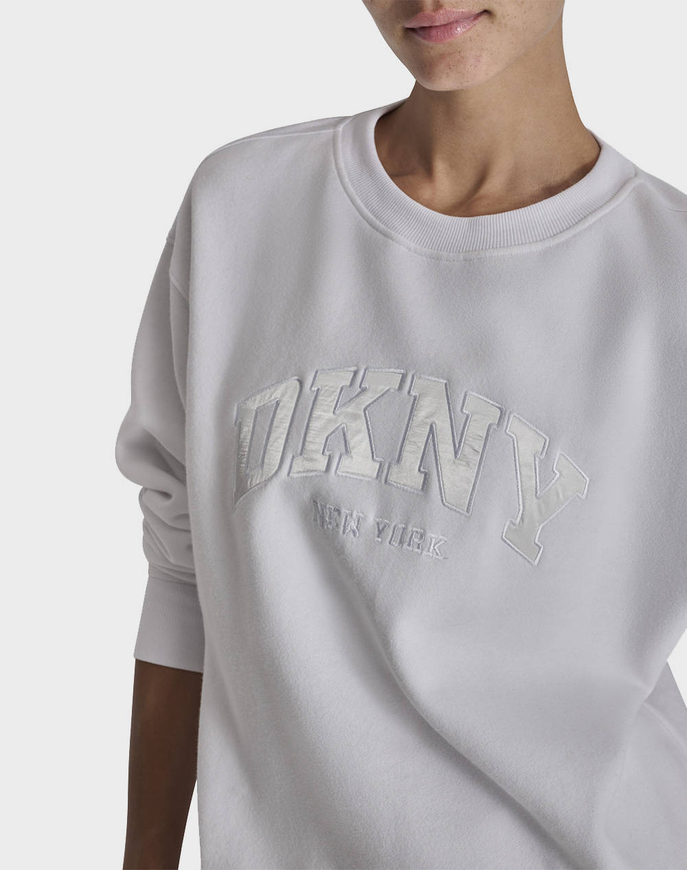 DKNY DP4T9809 LOGO ПУЛОВЕР С ДЪЛЪГ РЪКАВ DKNY