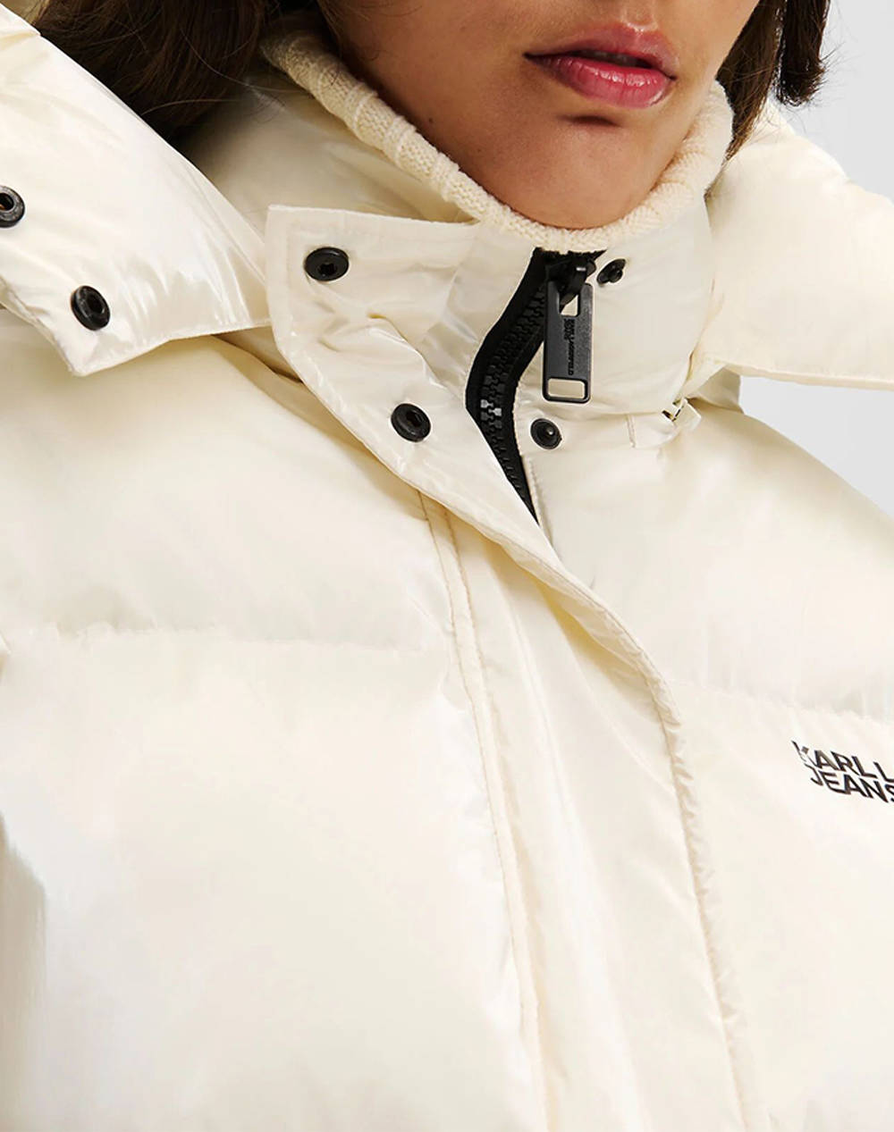 KARL LAGERFELD KLJ PEARLIZED PUFFER