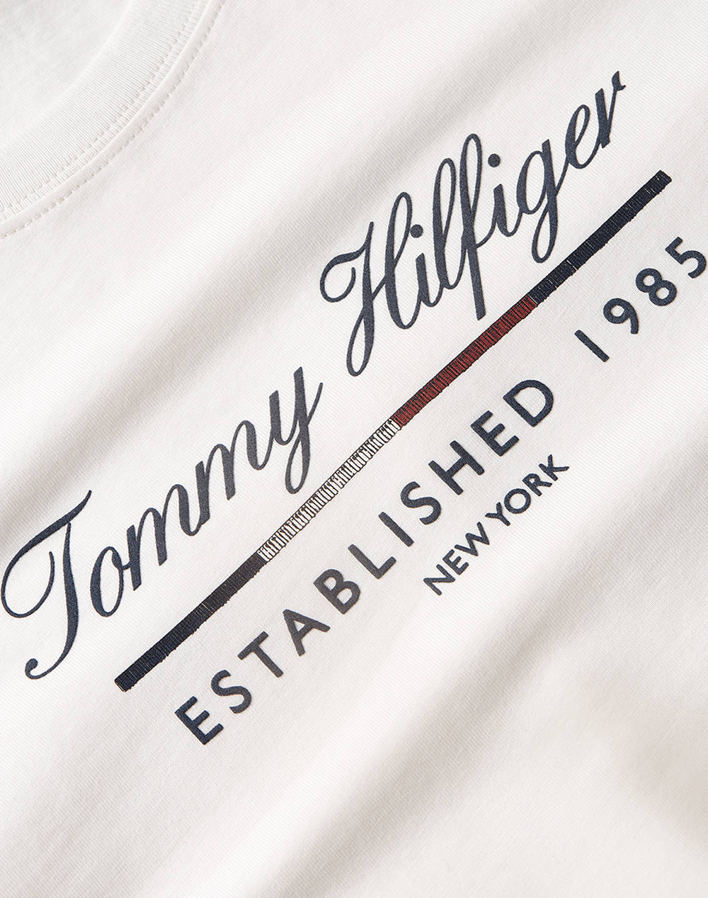 TOMMY HILFIGER REG SCRIPT GRAPHIC C-NK SS