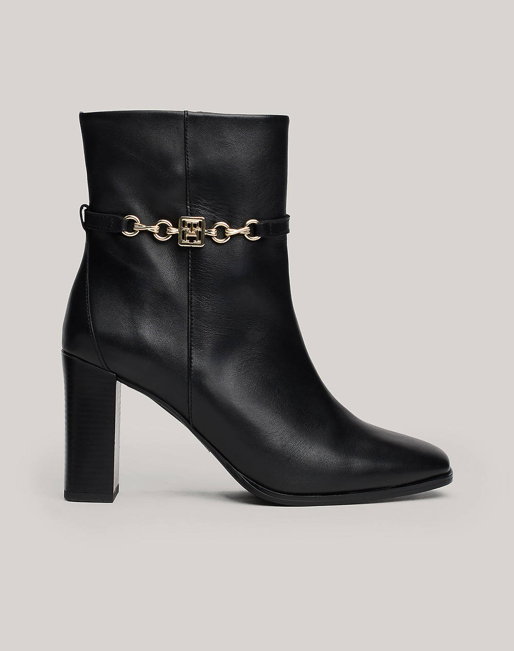 TOMMY HILFIGER TH CHAIN HIGH HEEL BOOTIE