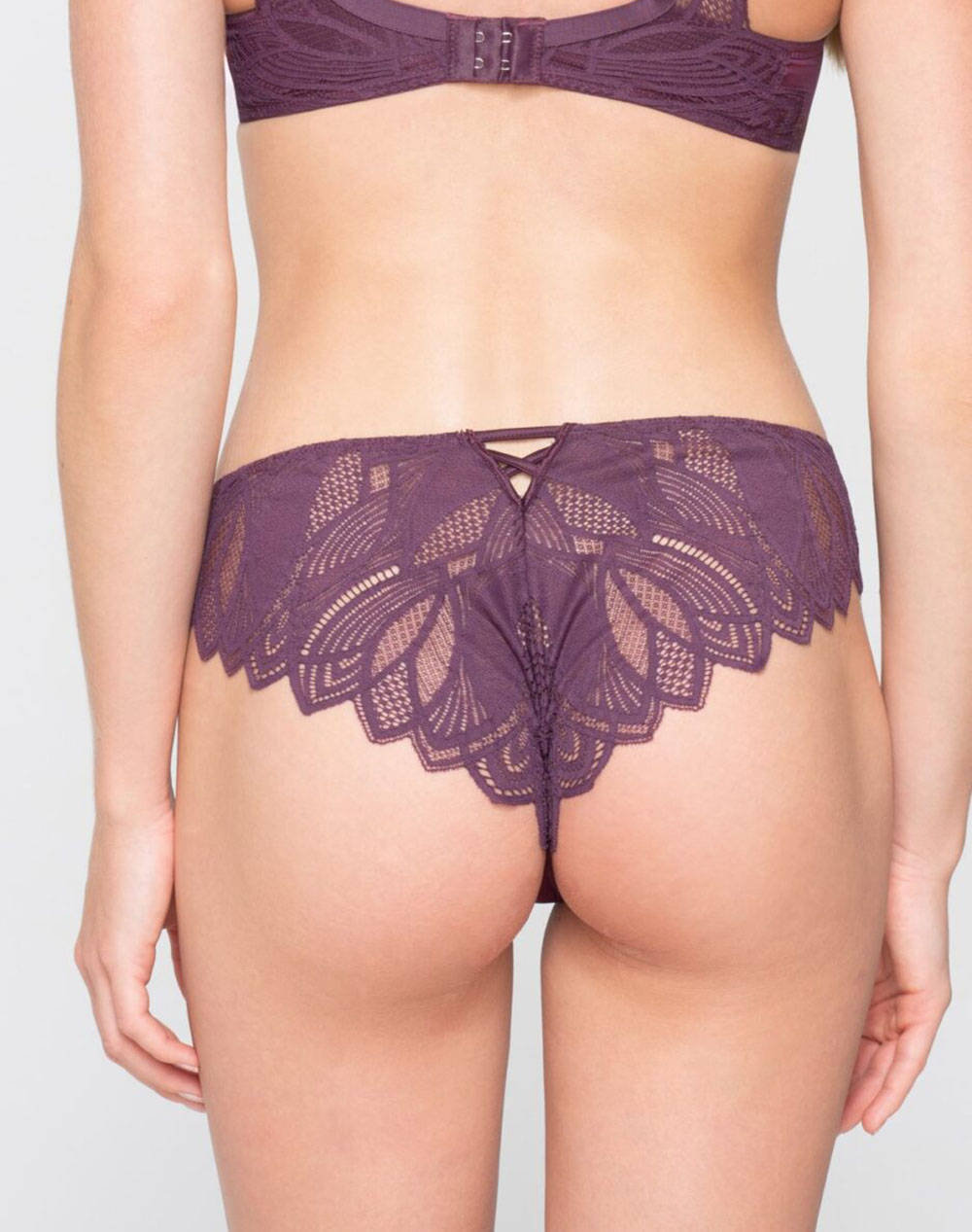 LUNA Sylvie brief