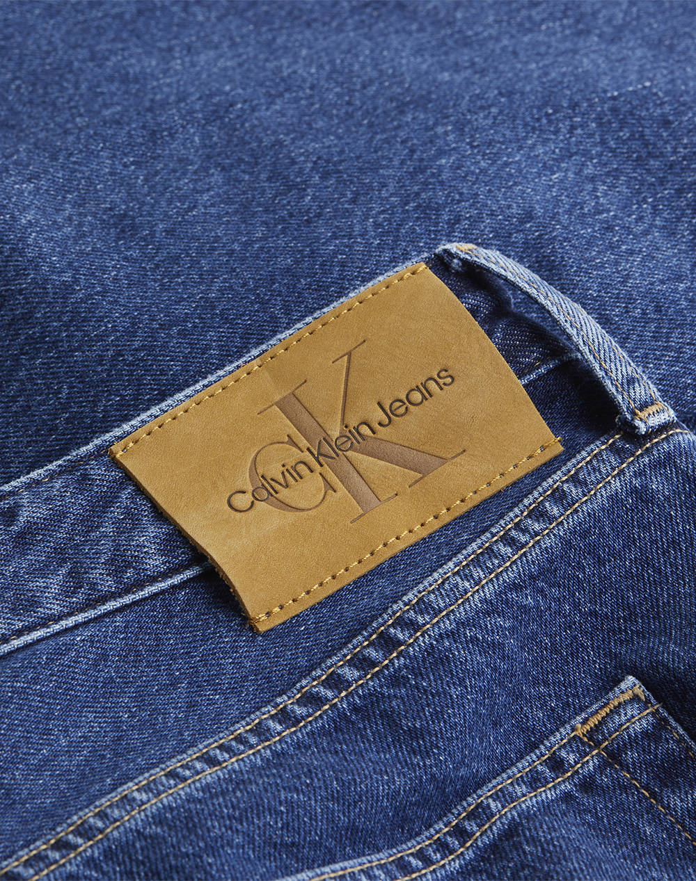 CALVIN KLEIN STANDARD STRAIGHT