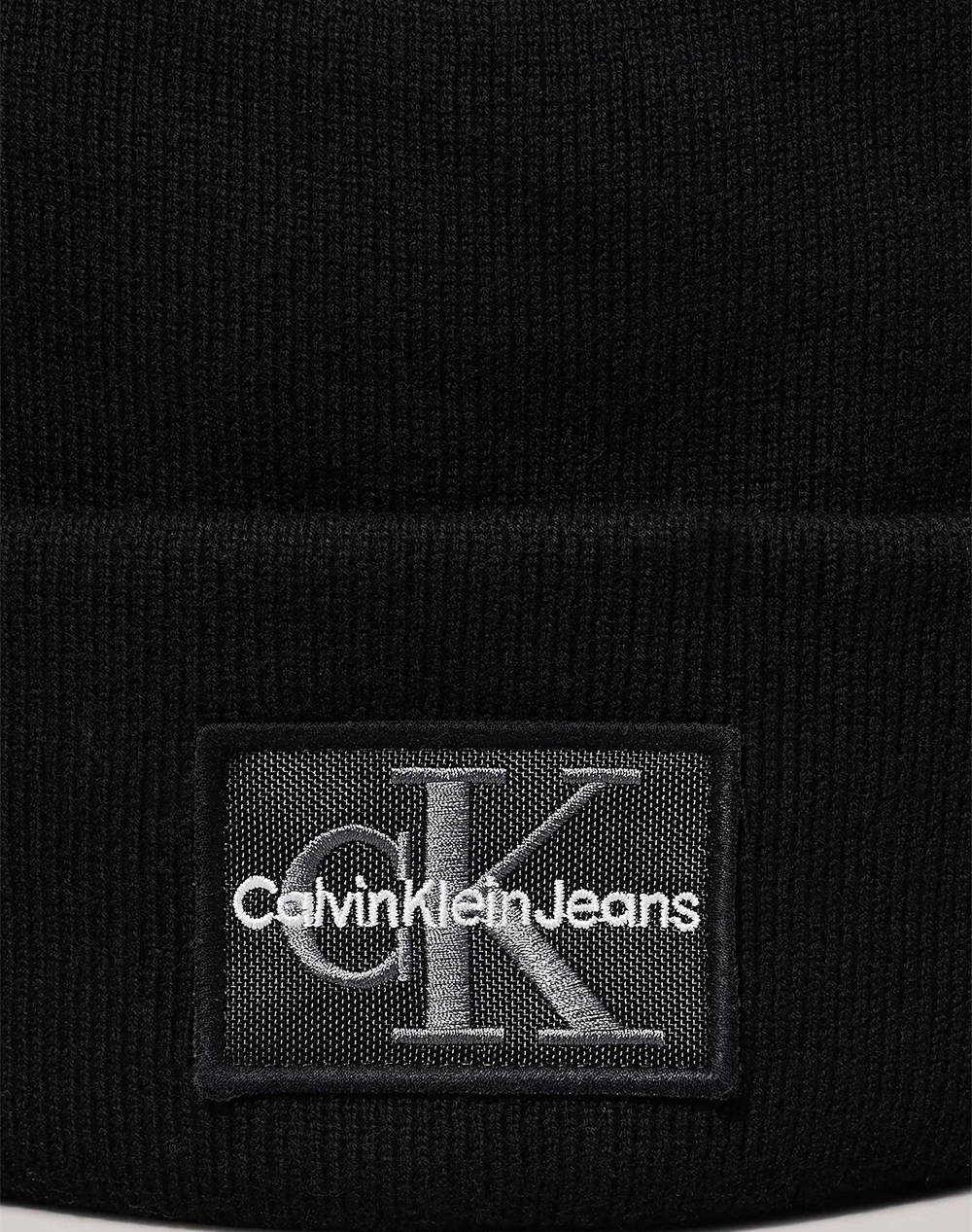 CALVIN KLEIN MONO LOGO PATCH BEANIE WARM