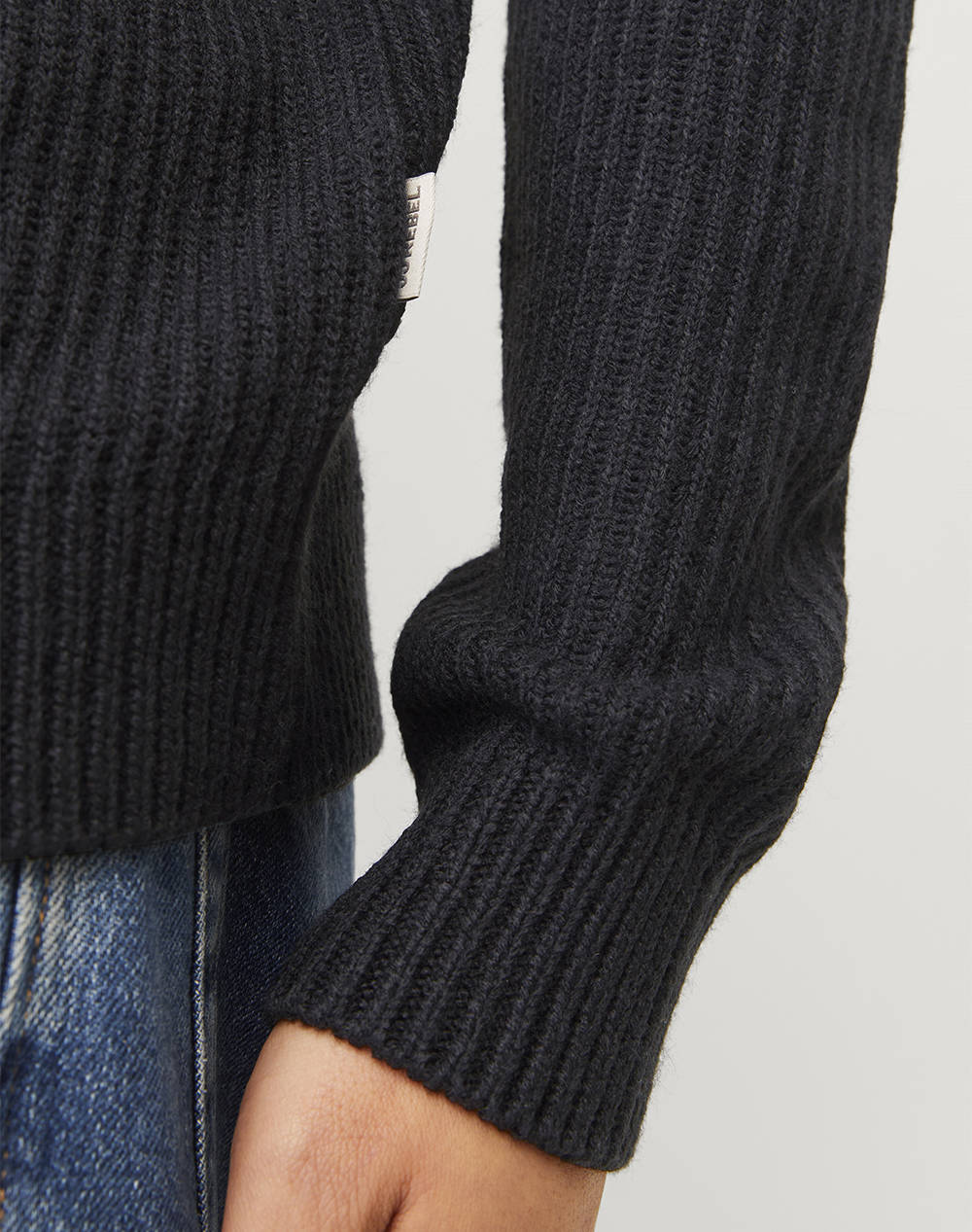 JJ REBEL JREBLIAM KNIT HALF ZIP