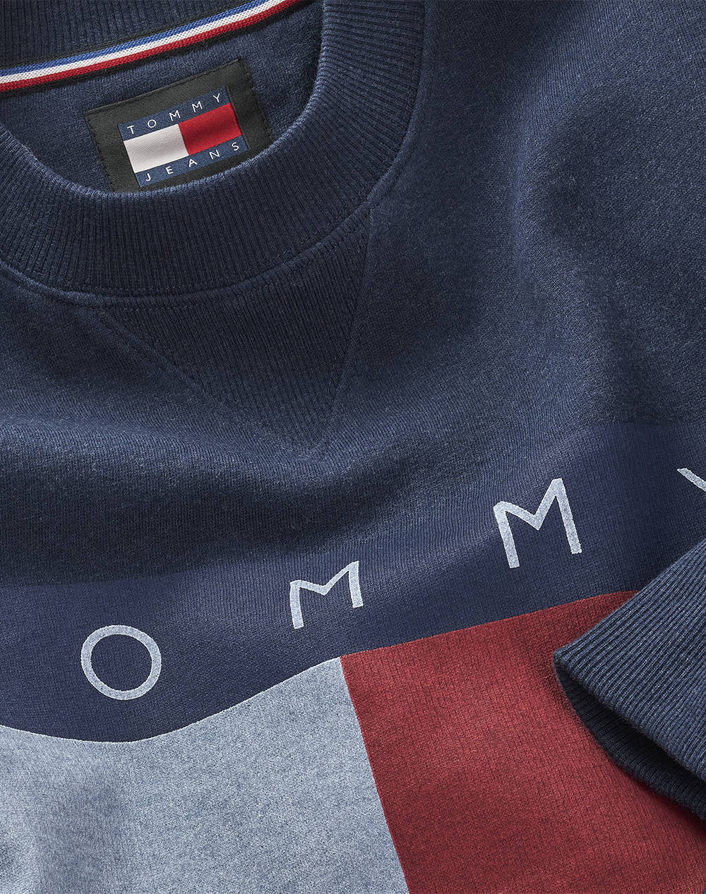 TOMMY JEANS TJM RLX MELANGE FLAG CREW EXT