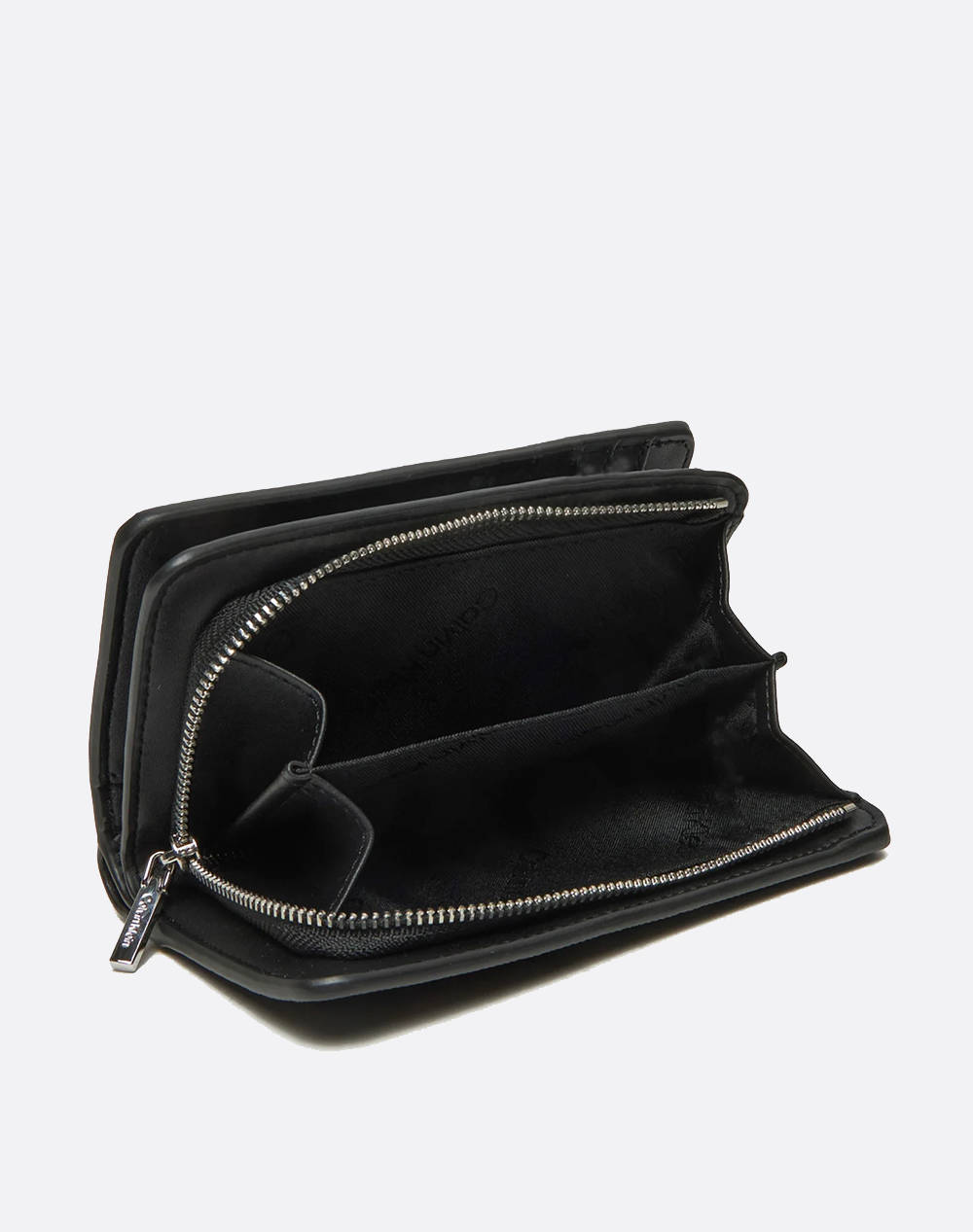 CALVIN KLEIN JEANS CK DAILY MEDIUM BIFOLD_MONO (Размери: 14 x 9 x 3см.)