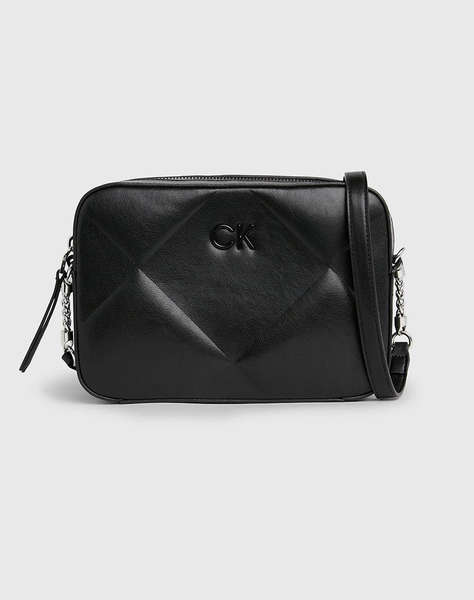 CALVIN KLEIN QUILT CAMERA BAG (Размери: 23 x 16 x 6см)