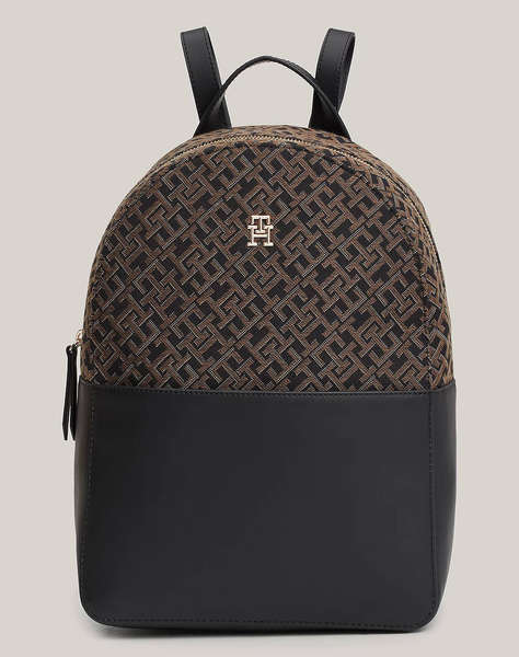 TOMMY HILFIGER TH JACQUARD BACKPACK (Размери: 26 x 14 x 33 см.)