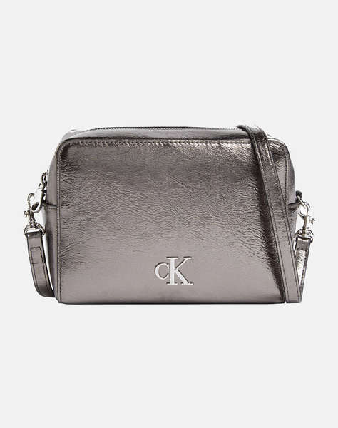 CALVIN KLEIN MINIMAL MONOGRAM CAMERA BAG TUM (Размери: 18 x 14 x 7 см.)