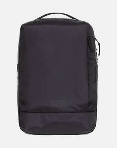 EASTPAK TECUM F CNNCT F ( Размери: 44 x 28 x 16 см. )