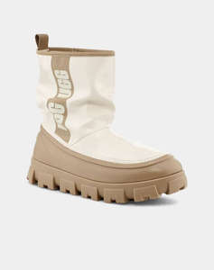 UGG Classic Brellah Mini