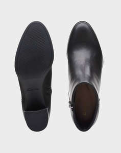 CLARKS Freva55 Zip