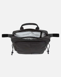 EASTPAK OPTOWN CROSS (Размери: 15.5 x 23.5 x 10 см)