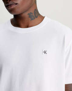 CALVIN KLEIN CK EMBRO BADGE TEE