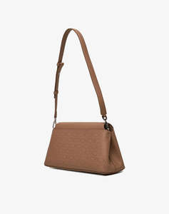 CALVIN KLEIN CK PUSH SHOULDER BAG_EPI MN (Размери: 15 x 28 x 10см.)