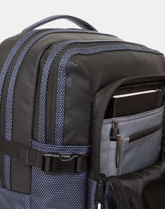 EASTPAK Tecum L (Размери: 48 x 33.5 x 21 см)