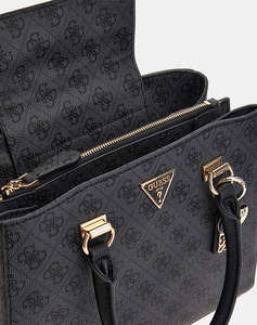 GUESS NOELLE GIRLFRIEND SATCHEL ЧАНТА ЗА ЖЕНИ (Размери: 29 x 23 x 12 cm)