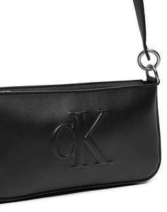 CALVIN KLEIN SCULPTED SHOULDER POUCH25 DEBOSS (Размери: 25 x 13 x 4 см.)