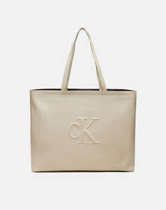 CALVIN KLEIN SCULPTED SLIM TOTE34 DEBOSS (Размери: 42 x 33 x 10 см.)