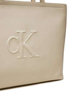 CALVIN KLEIN SCULPTED SLIM TOTE34 DEBOSS (Размери: 42 x 33 x 10 см.)