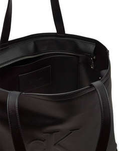 CALVIN KLEIN SCULPTED SLIM TOTE34 DEBOSS (Размери: 42 x 33 x 10 см.)