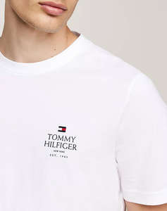 TOMMY HILFIGER HILFIGER STACK TEE