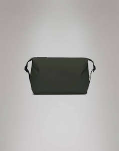 RAINS Hilo Wash Bag W3 (Размери: 19 x 26 x 12 см)