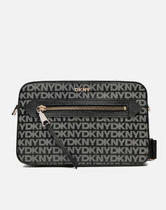 DKNY R42EYE22 BRYANT AVE CAMERA BAG DKNY (Размери: 15 x 22 x 7 см)