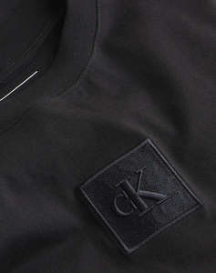 CALVIN KLEIN EMBROIDERED BOX REGULAR TEE