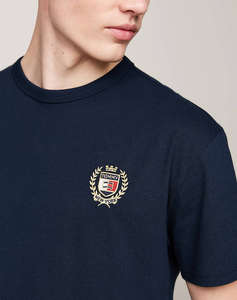 TOMMY JEANS TJM REG RWB CREST FLAG TEE EXT