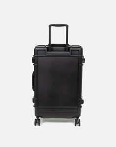 EASTPAK RESISTR CASE M (Размери: 68,5 x 44,5 x 27 см.)