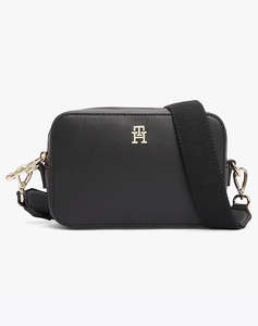 TOMMY HILFIGER TH SOFT LOGO CAMERA BAG (Размери: 20 x 13 x 6см