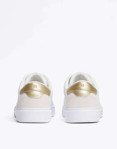 TOMMY HILFIGER CHIC COURT SNEAKER