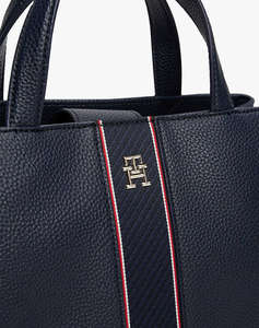 TOMMY HILFIGER TH LEGACY SATCHEL (Размери: 29 x 16 x 22 см