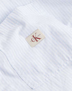 CALVIN KLEIN JEANS WOVEN LABEL CROPPED SHIRT