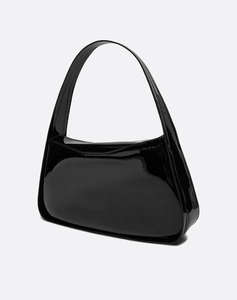 CALVIN KLEIN JEANS BLOCK SHOULDER BAG25 PATENT (Размери: 33.5 x 18 x 9см.)