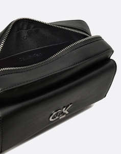 CALVIN KLEIN JEANS CK CAMERA BAG W/POCKET (Размери: 21 x 15 x 6см.)