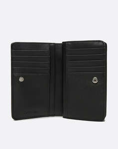 CALVIN KLEIN JEANS CK DAILY MEDIUM BIFOLD_MONO (Размери: 14 x 9 x 3см.)