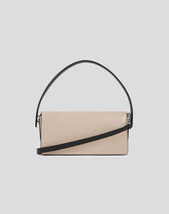 KARL LAGERFELD KLJ ESSENTIAL PU CROSSBODY (Размери: 26 x 13 x 8см