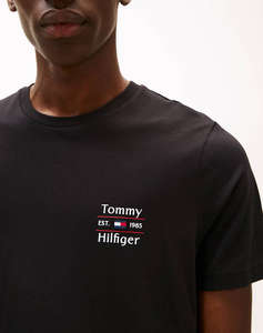 TOMMY HILFIGER HILFIGER STACK TEE